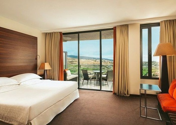 Triple deluxe golf view Salobre Hotel Resort & Serenity Maspalomas