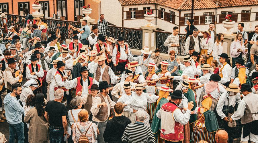 Canary Islands Day: Traditions, Folklore, and the Pride of a Unique Identity Salobre Hotel Resort & Serenity Maspalomas Canary Islands Day: Traditions, Folklore, and the Pride of a Unique Identity Salobre Hotel Resort & Serenity Maspalomas