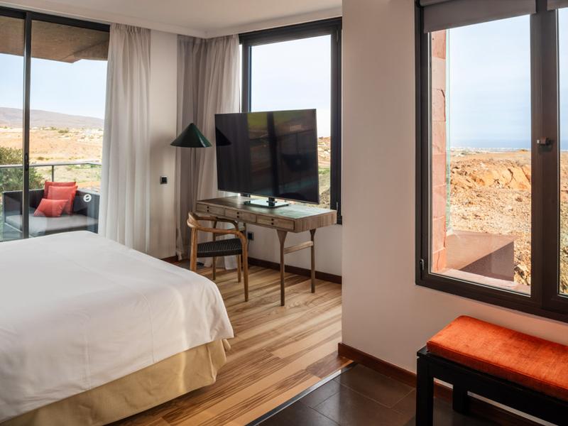 Deluxe Panoramablick Suite mit Dachterrasse und Whirlpool Salobre Hotel Resort & Serenity Maspalomas Deluxe Panoramablick Suite mit Dachterrasse und Whirlpool Salobre Hotel Resort & Serenity Maspalomas